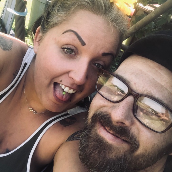 👑🐝🤘🏻 - Picture 2 of 10